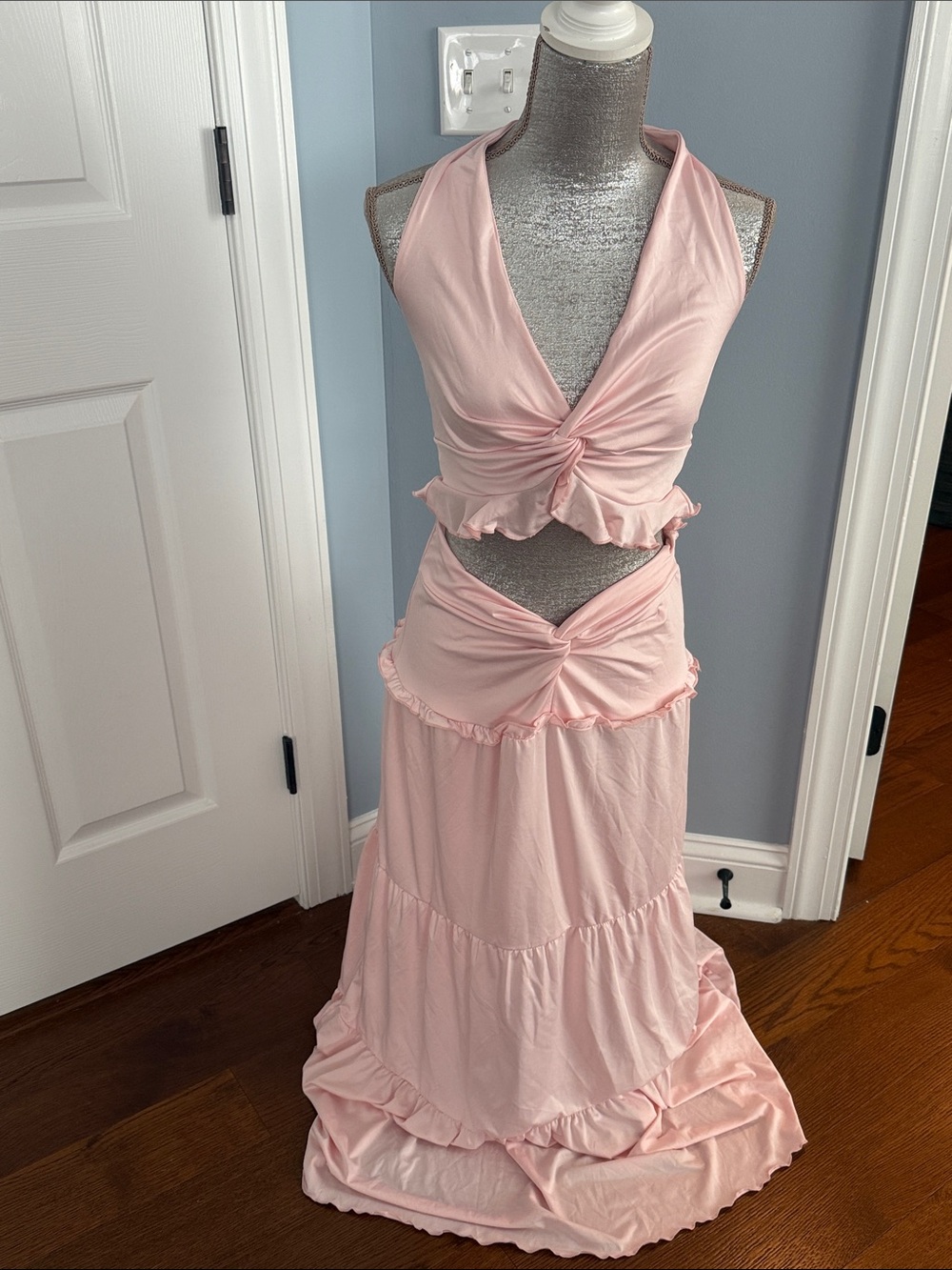 Pink Halter Knot Maxi Skirt Set — Feminine Twist Detail